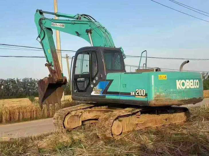 Buy Kobelco SK200-10 Used Excavator / 1