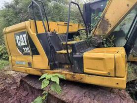 Buy Caterpillar 320A Used Excavator / 2 Buy Caterpillar 320A Used Excavator / 2