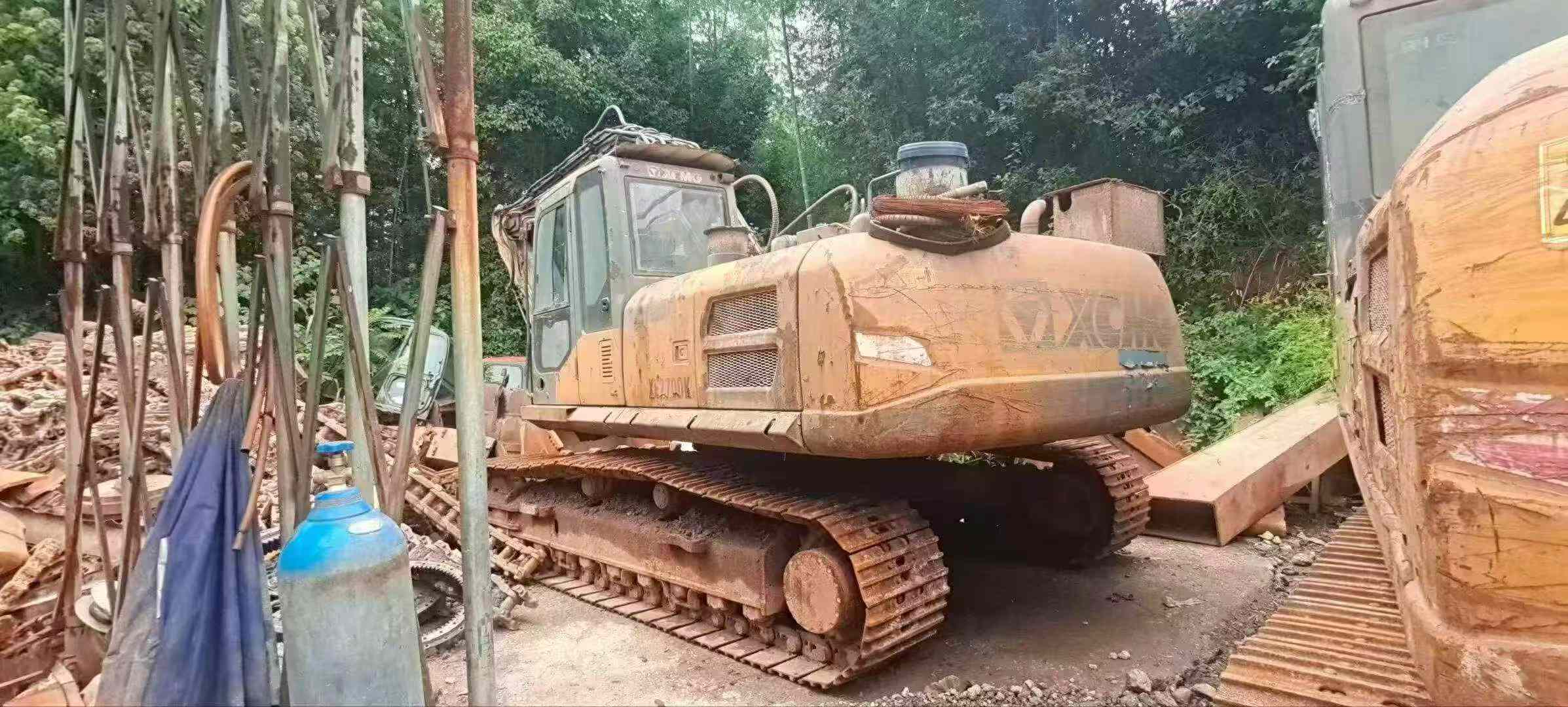 Buy XCMG XE270DK Used Excavator / 4
