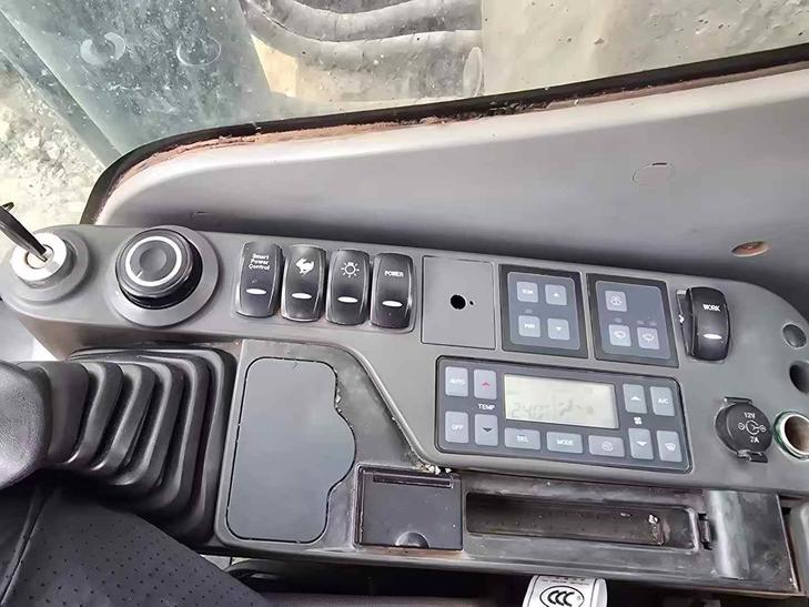Buy Doosan DX380 Used Excavator / 1