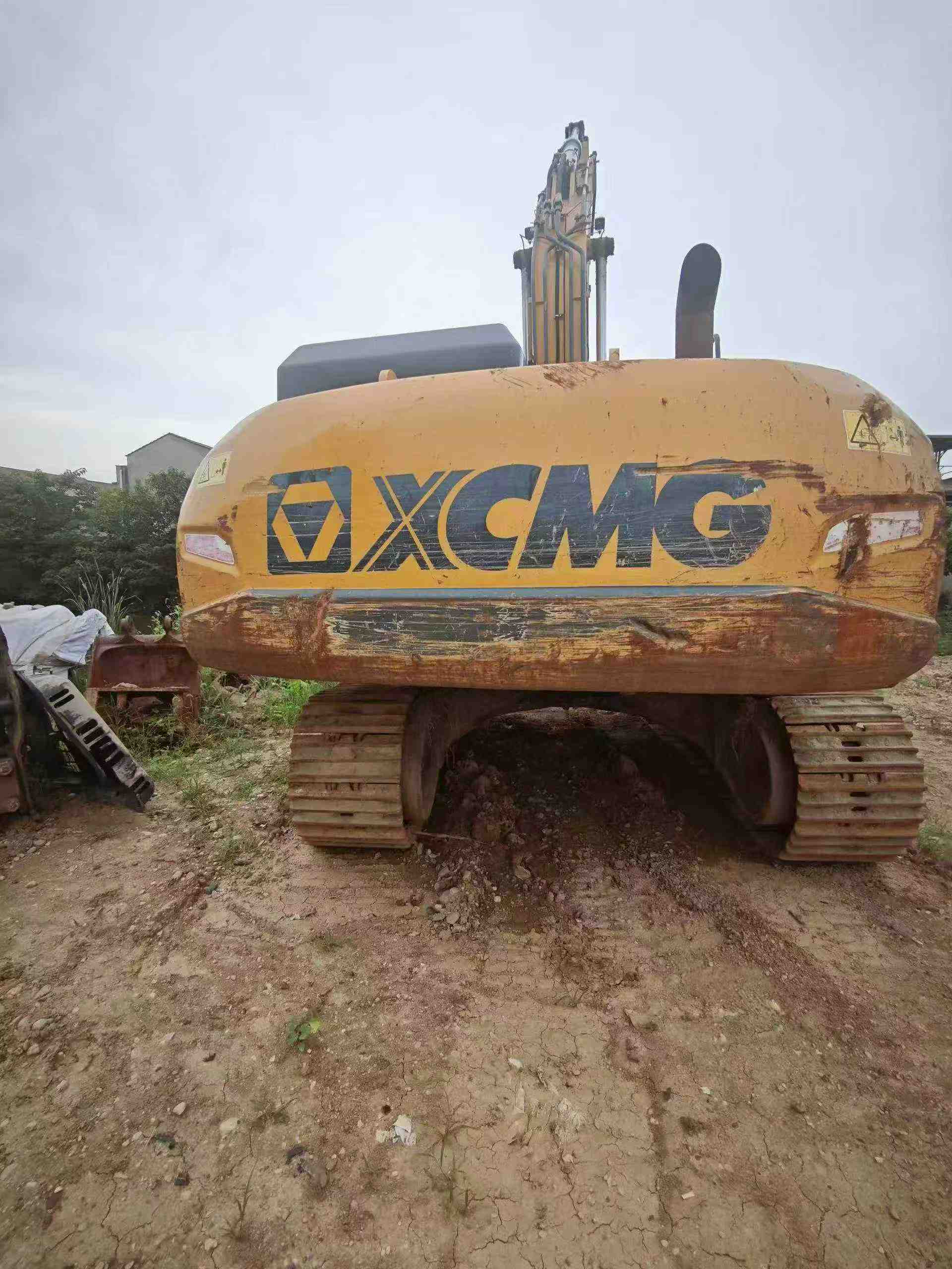 Buy XCMG XE335C Used Excavator / 2 Buy XCMG XE335C Used Excavator / 2