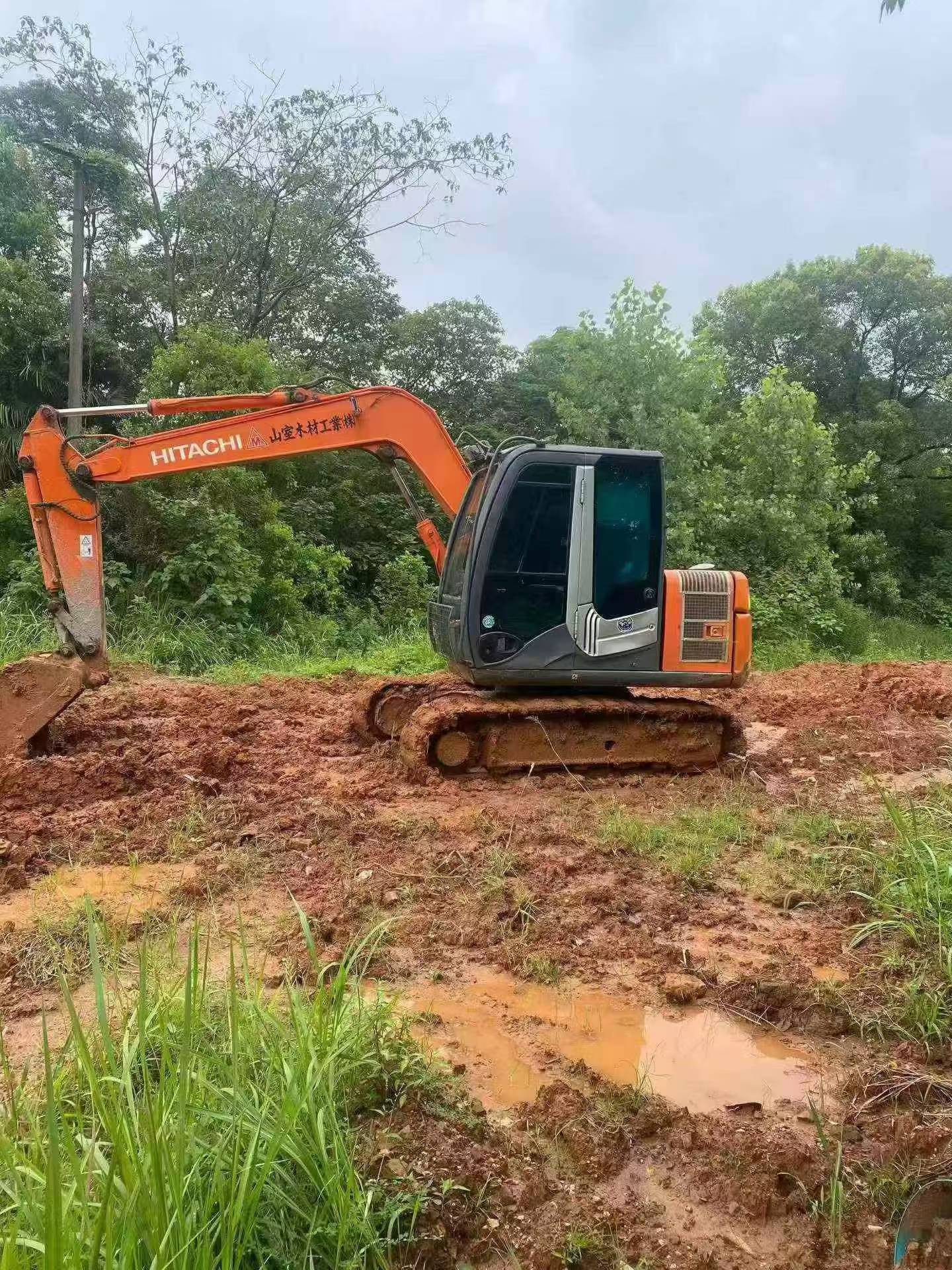 Buy Hitachi ZX70-3 Used Excavator / 4 Buy Hitachi ZX70-3 Used Excavator / 4