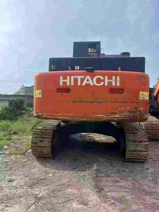 Buy Hitachi ZX490LCH-5A Used Excavator / 1