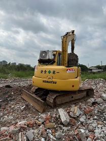 Buy Komatsu PC60 Used Excavator / 3 Buy Komatsu PC60 Used Excavator / 3