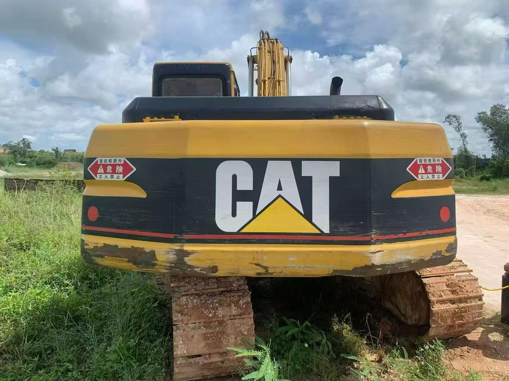 Buy Caterpillar 320V2 Used Excavator / 9 Buy Caterpillar 320V2 Used Excavator / 9