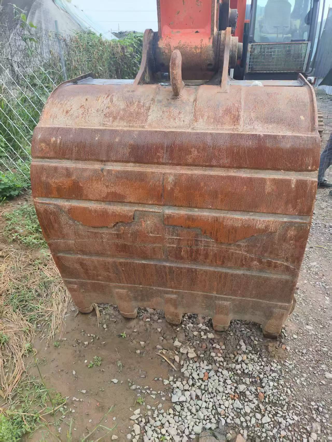 Buy Hitachi EX210-5 Used Excavator / 4