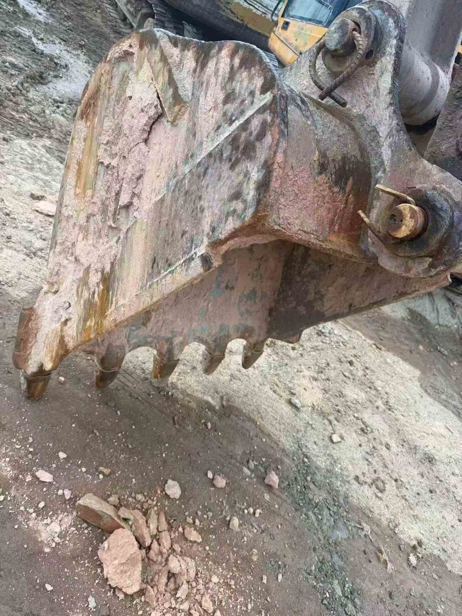 Buy Hyundai R215-7 Used Excavator / 7 Buy Hyundai R215-7 Used Excavator / 7