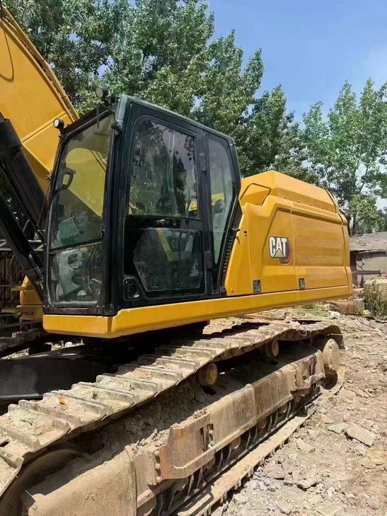 Buy Caterpillar Used Excavator / 1
