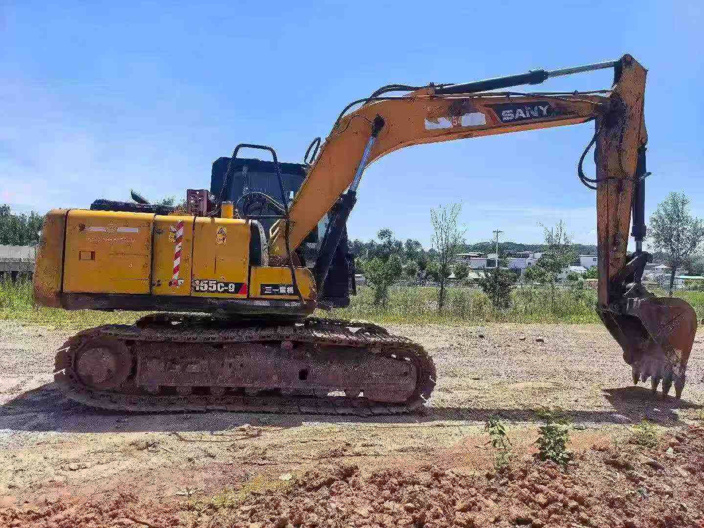 Buy Sany SY135 Used Excavator / 3 Buy Sany SY135 Used Excavator / 3