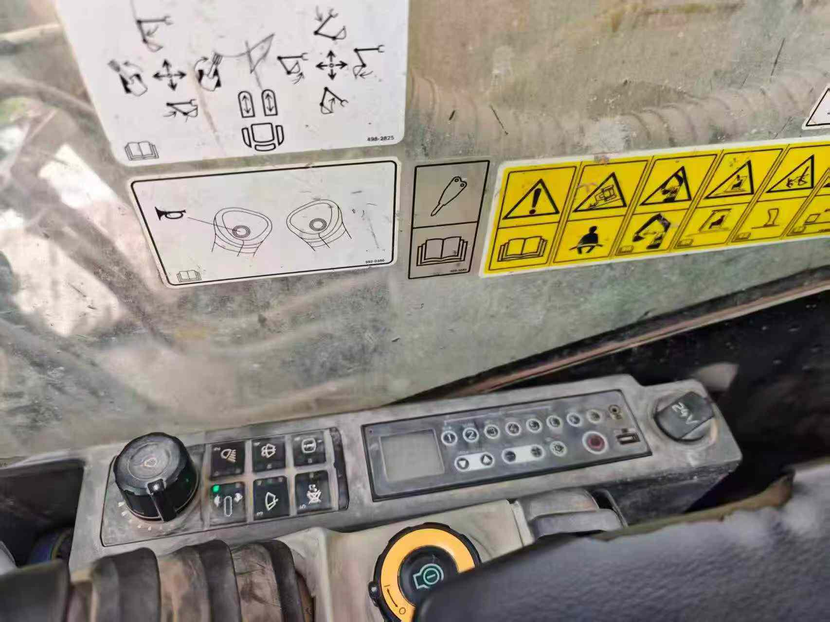 Buy Caterpillar 320A Used Excavator / 5