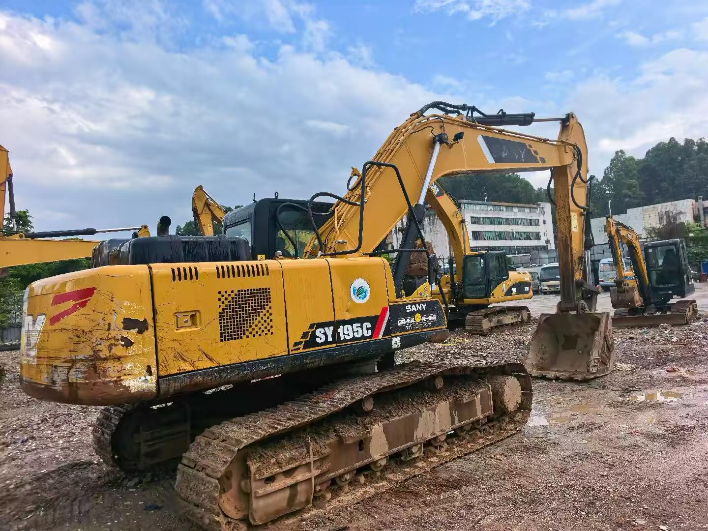 Buy Sany SY195C Used Excavator / 3