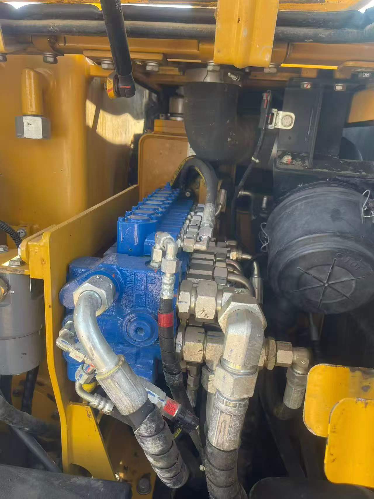 Buy Sany SY60 Used Excavator / 9