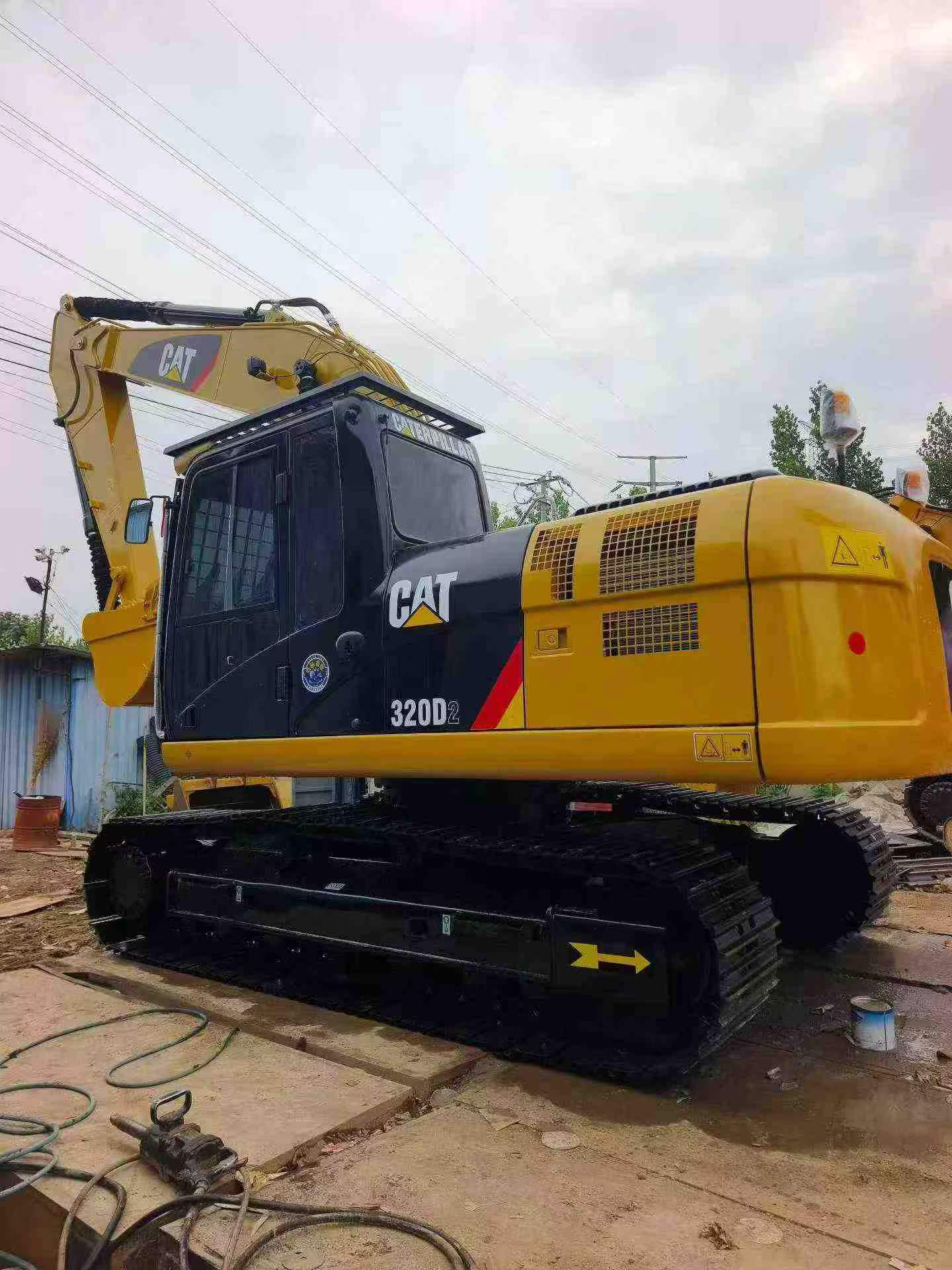 Buy Caterpillar 320D Used Excavator / 9 Buy Caterpillar 320D Used Excavator / 9