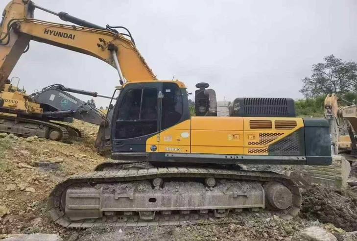 Buy Hyundai R485LVS Used Excavator / 1