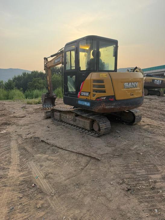 Buy Sany SY55 Used Excavator / 1