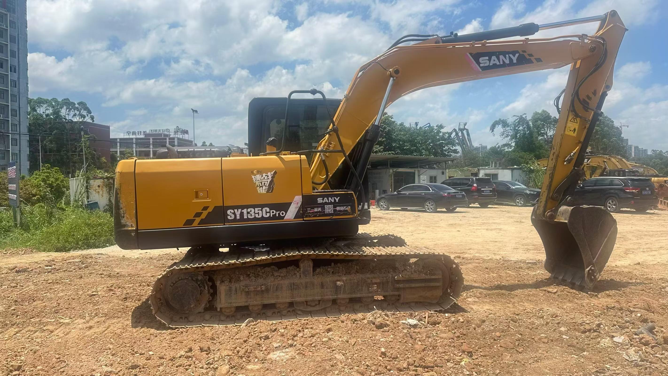 Buy Sany SY135C Used Excavator / 4 Buy Sany SY135C Used Excavator / 4