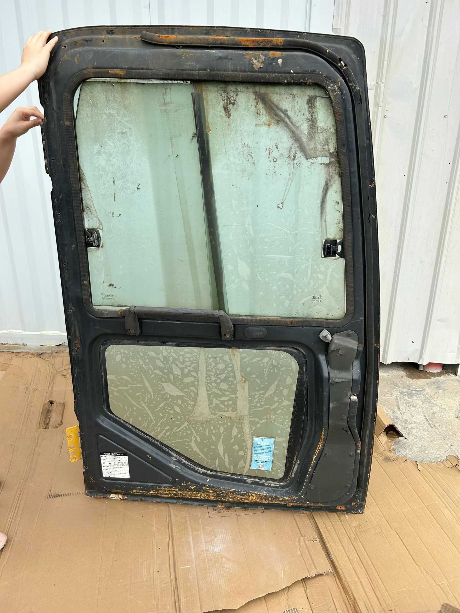 Buy Komatsu Used Excavator / 2