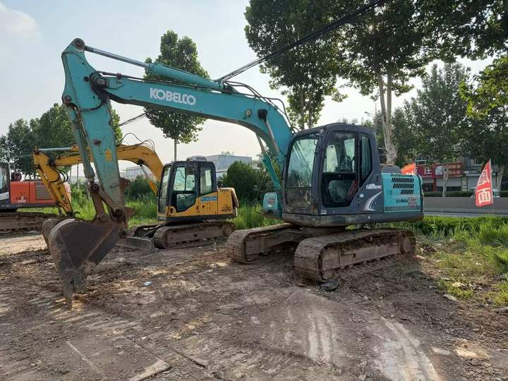 Buy Kobelco SK130 Used Excavator / 1