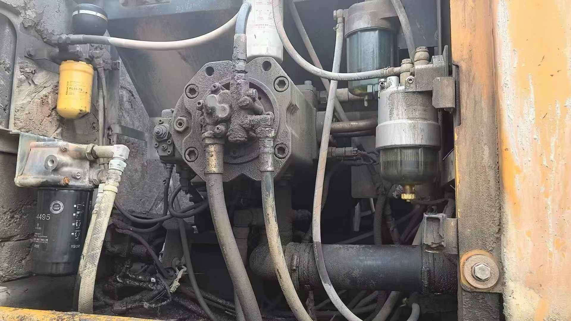 Buy Hyundai Used Excavator / 2