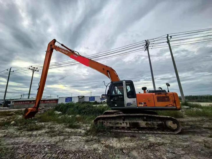 Buy Hitachi ZX260-3G Used Excavator / 1
