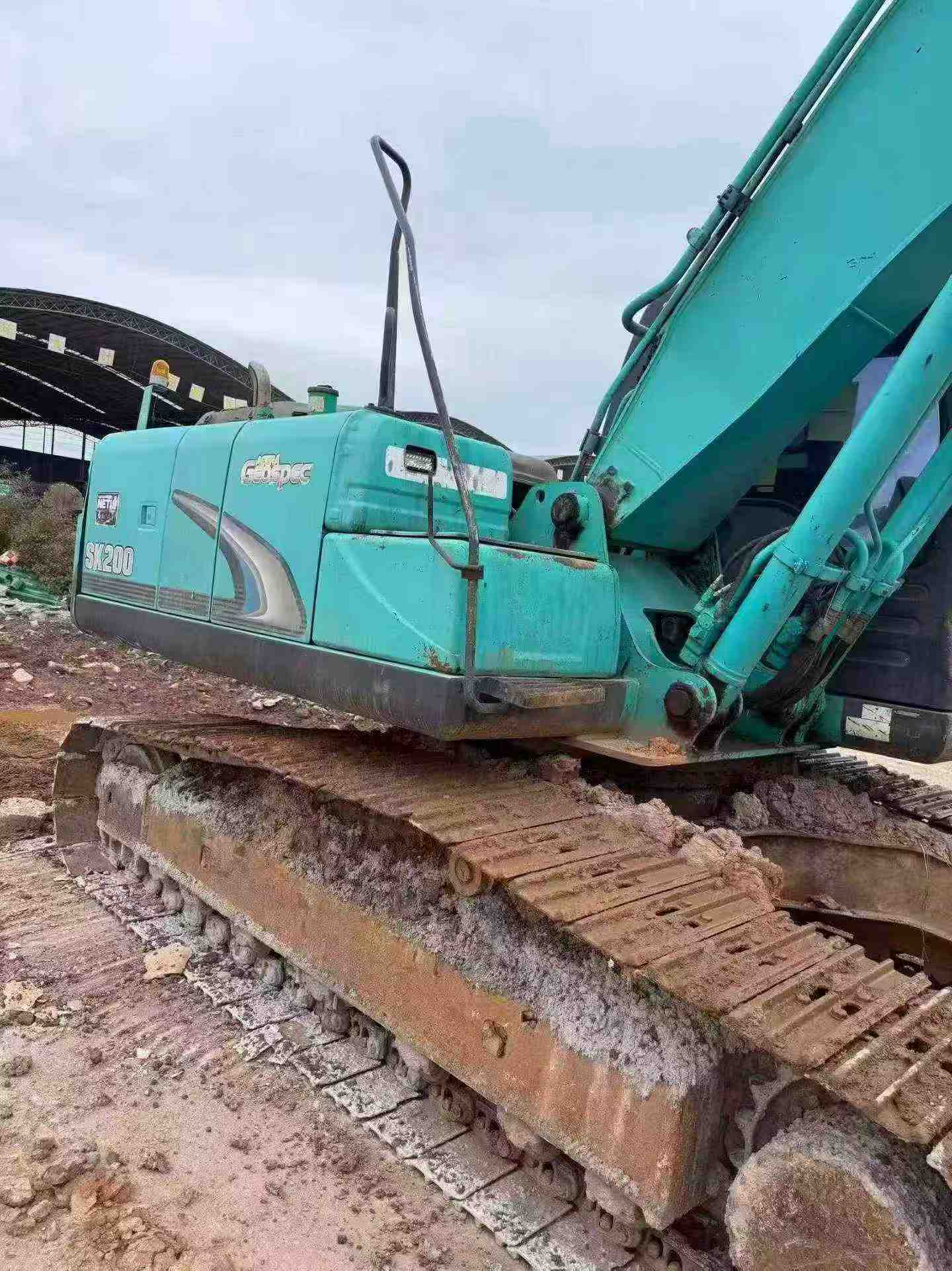 Buy Kobelco SK200-YN12 Used Excavator / 3 Buy Kobelco SK200-YN12 Used Excavator / 3
