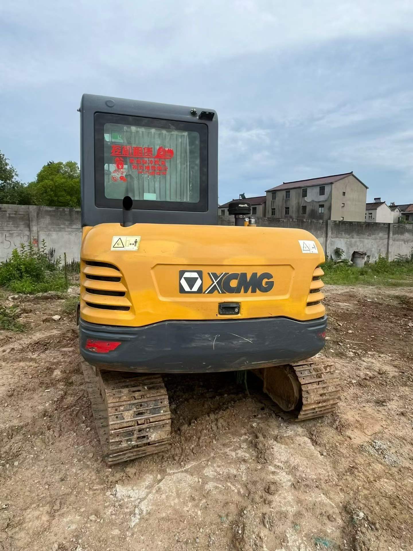 Buy XCMG XE60 Used Excavator / 5