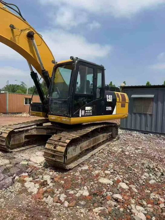 Buy Caterpillar 320D Used Excavator / 1