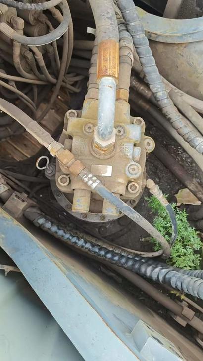 Buy Sumitomo SH210-5 Used Excavator / 1