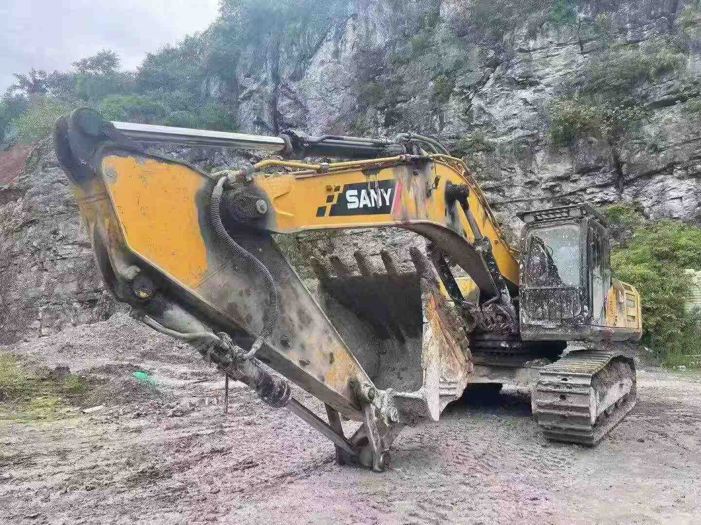 Buy Sany SY375H Used Excavator / 2