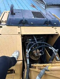 Buy Caterpillar 320D Used Excavator / 5 Buy Caterpillar 320D Used Excavator / 5