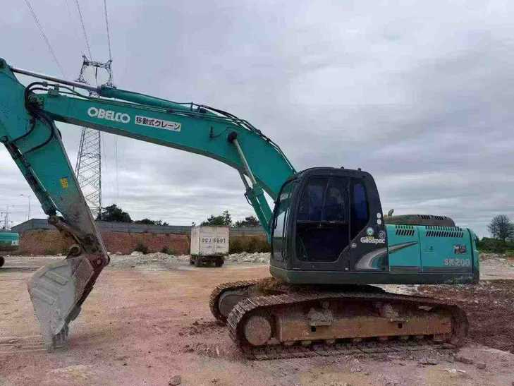 Buy Kobelco SK200-YN12 Used Excavator / 1
