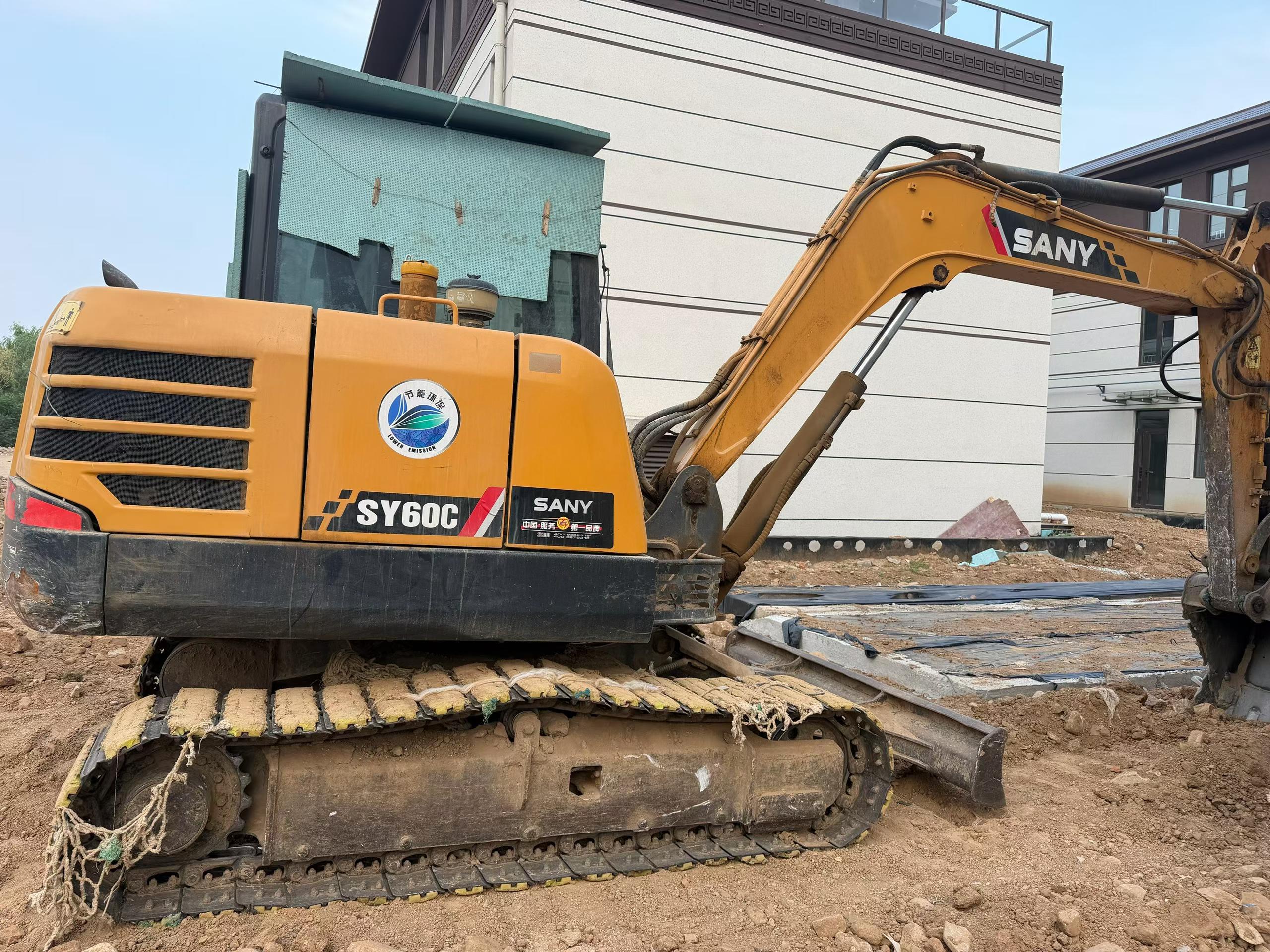Buy Sany SY60 Used Excavator / 1