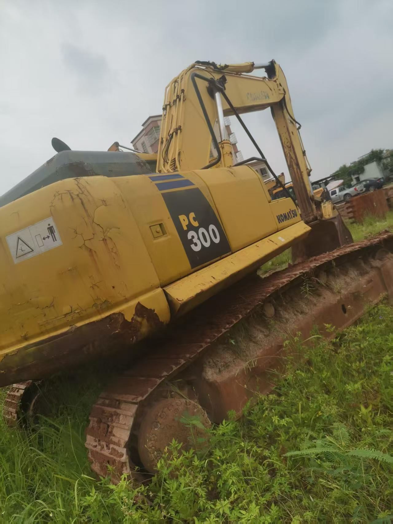 Buy Komatsu PC270-7 Used Excavator / 1