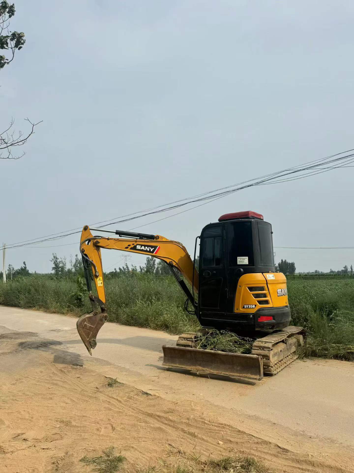 Buy Sany SY35C Used Excavator / 3 Buy Sany SY35C Used Excavator / 3