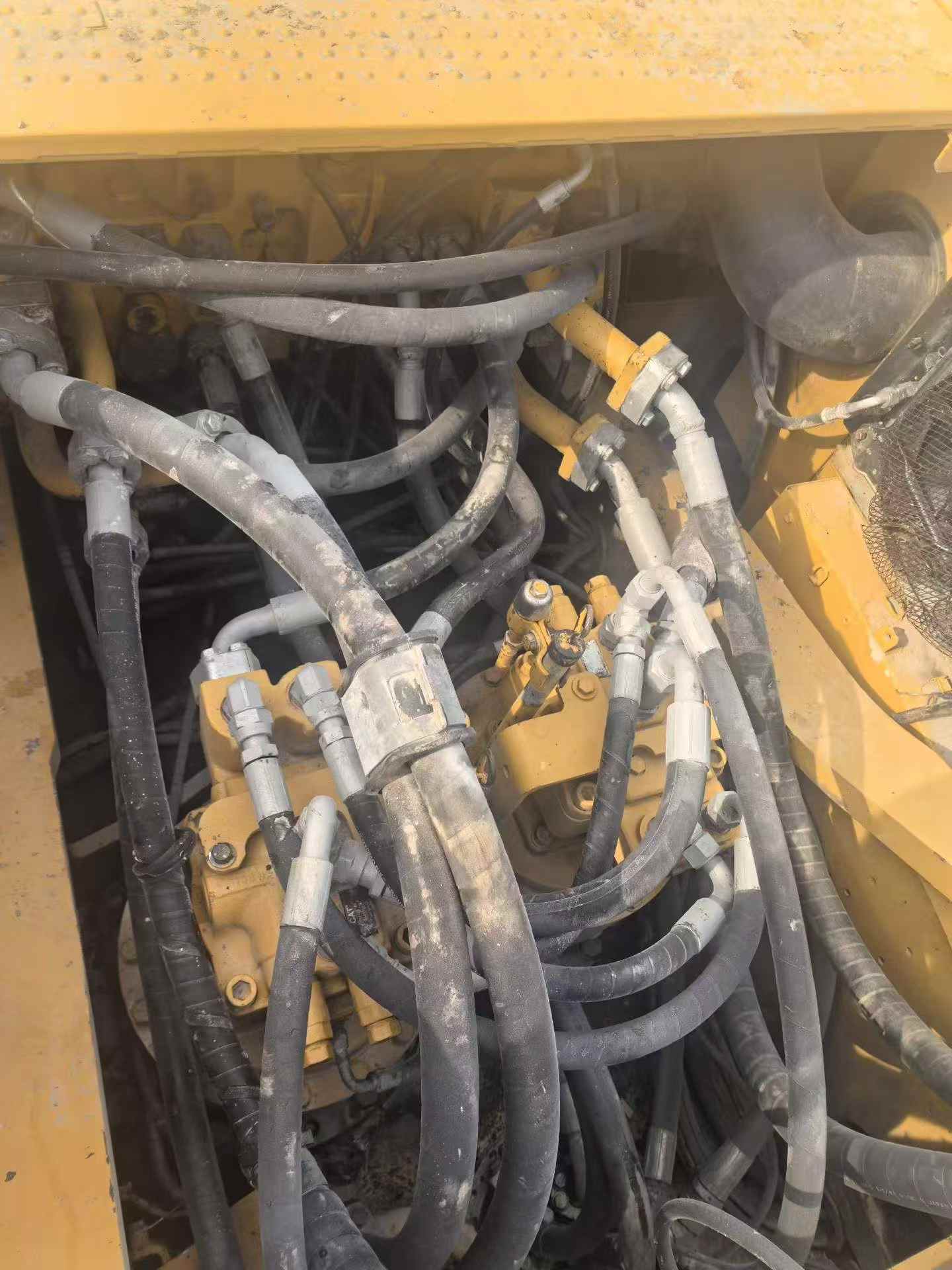 Buy Caterpillar 349E Used Excavator / 2