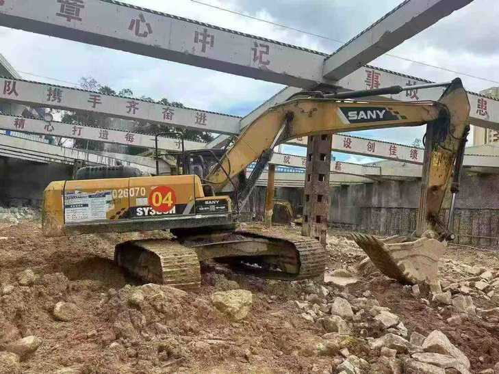 Buy Sany SY245H Used Excavator / 1