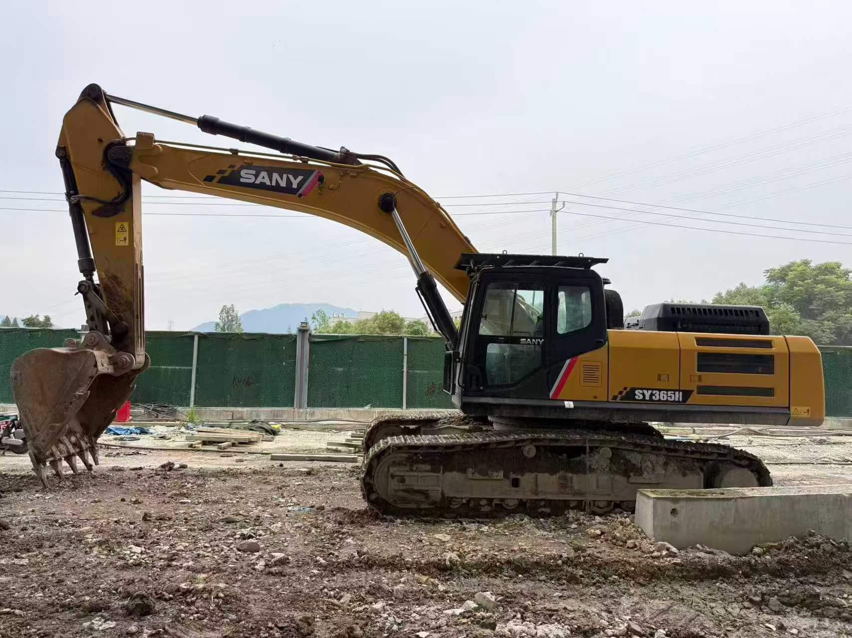 Buy Sany SY365C Used Excavator / 2