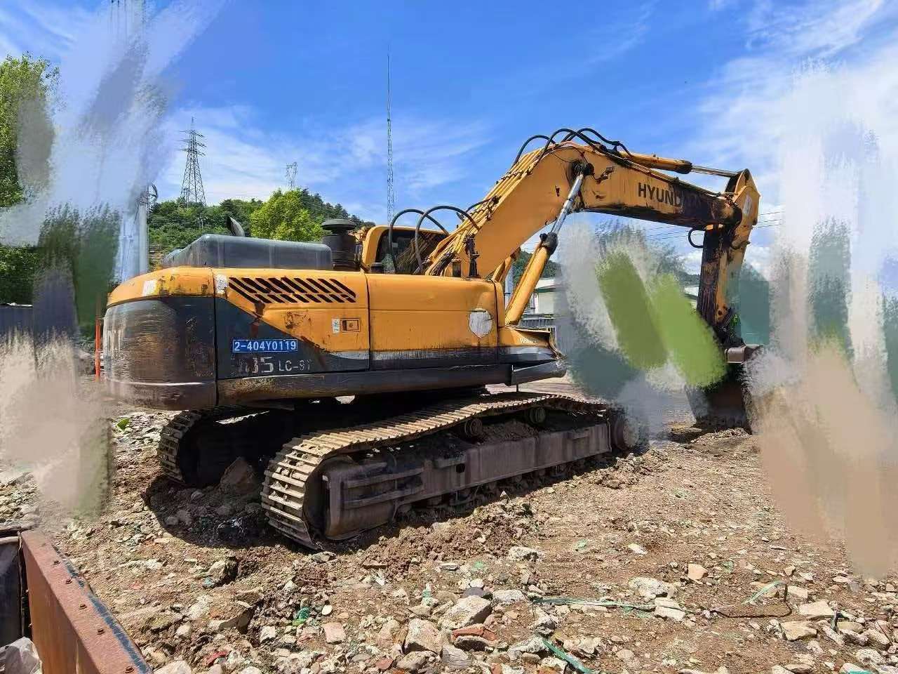 Buy Hyundai R305LVS Used Excavator / 6