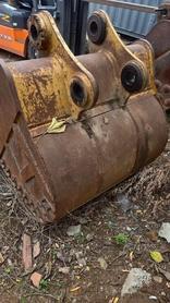 Buy Caterpillar 326DL Used Excavator / 2 Buy Caterpillar 326DL Used Excavator / 2