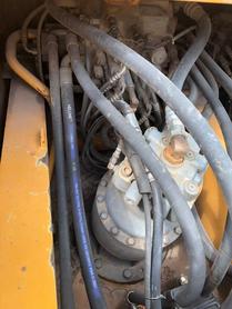 Buy Kato Used Excavator / 2 Buy Kato Used Excavator / 2