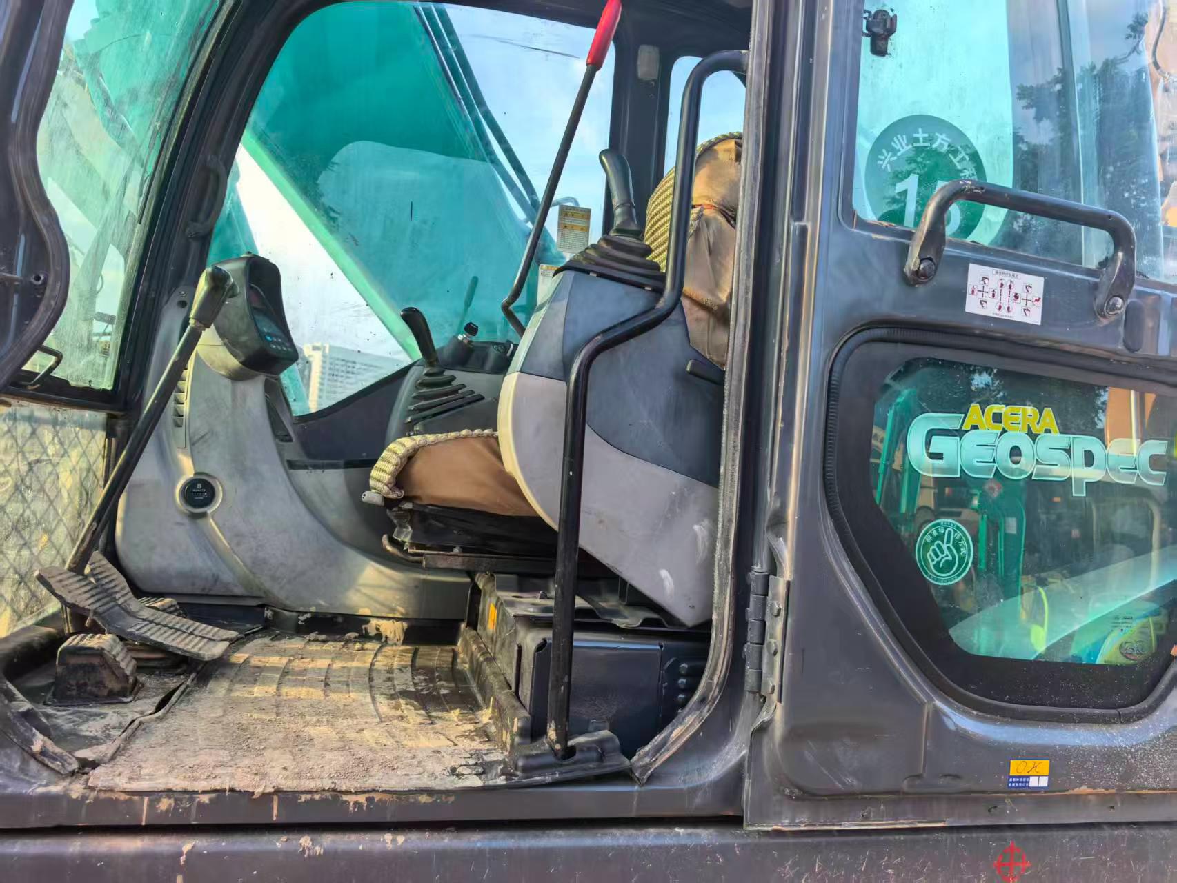 Buy Kobelco SK260 Used Excavator / 3