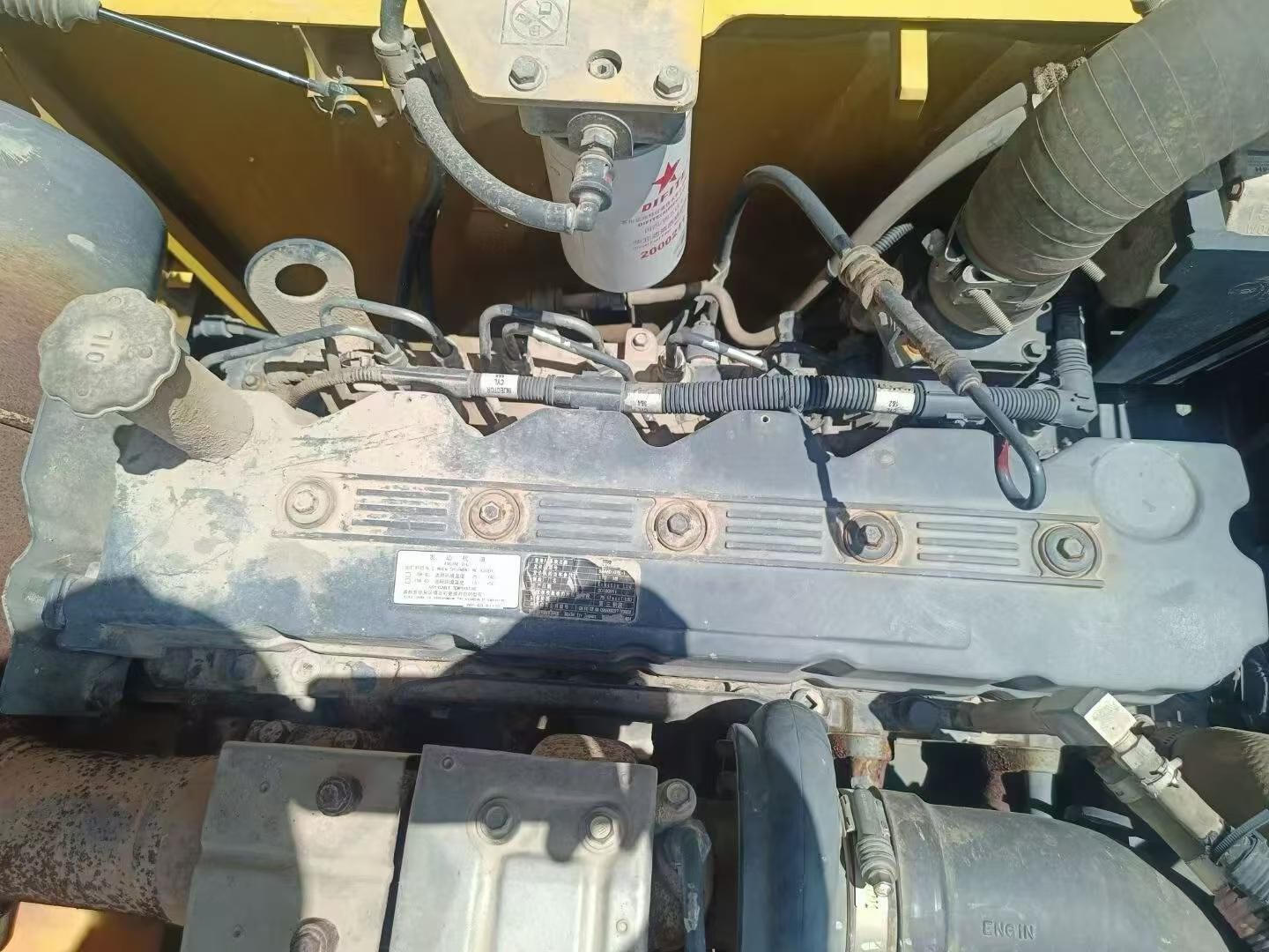 Buy Komatsu PC200-8 Used Excavator / 3