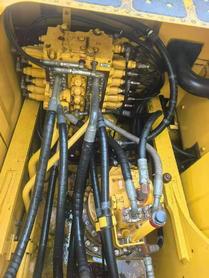 Buy Komatsu PC200-10 Used Excavator / 3 Buy Komatsu PC200-10 Used Excavator / 3