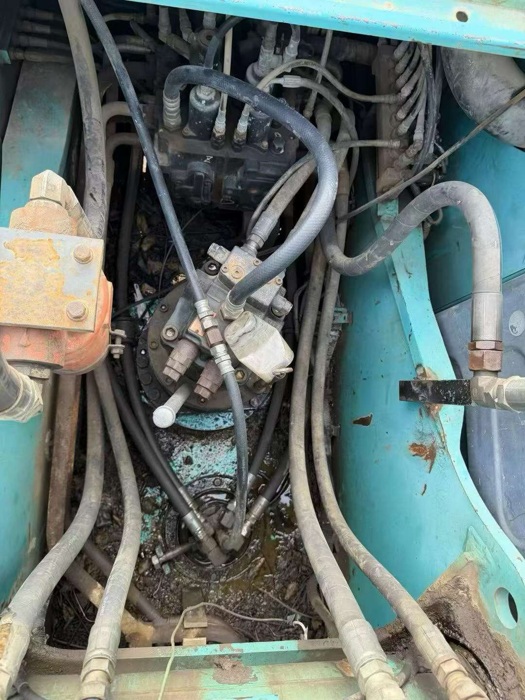 Buy Kobelco SK200-8 Used Excavator / 5