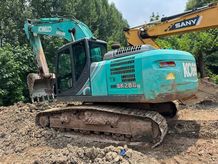 Buy Kobelco SK260 Used Excavator / 1