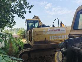 Buy Komatsu PC220-7 Used Excavator / 2 Buy Komatsu PC220-7 Used Excavator / 2