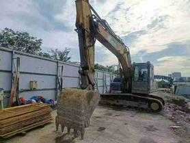 Buy XCMG XE200DA Used Excavator / 3 Buy XCMG XE200DA Used Excavator / 3