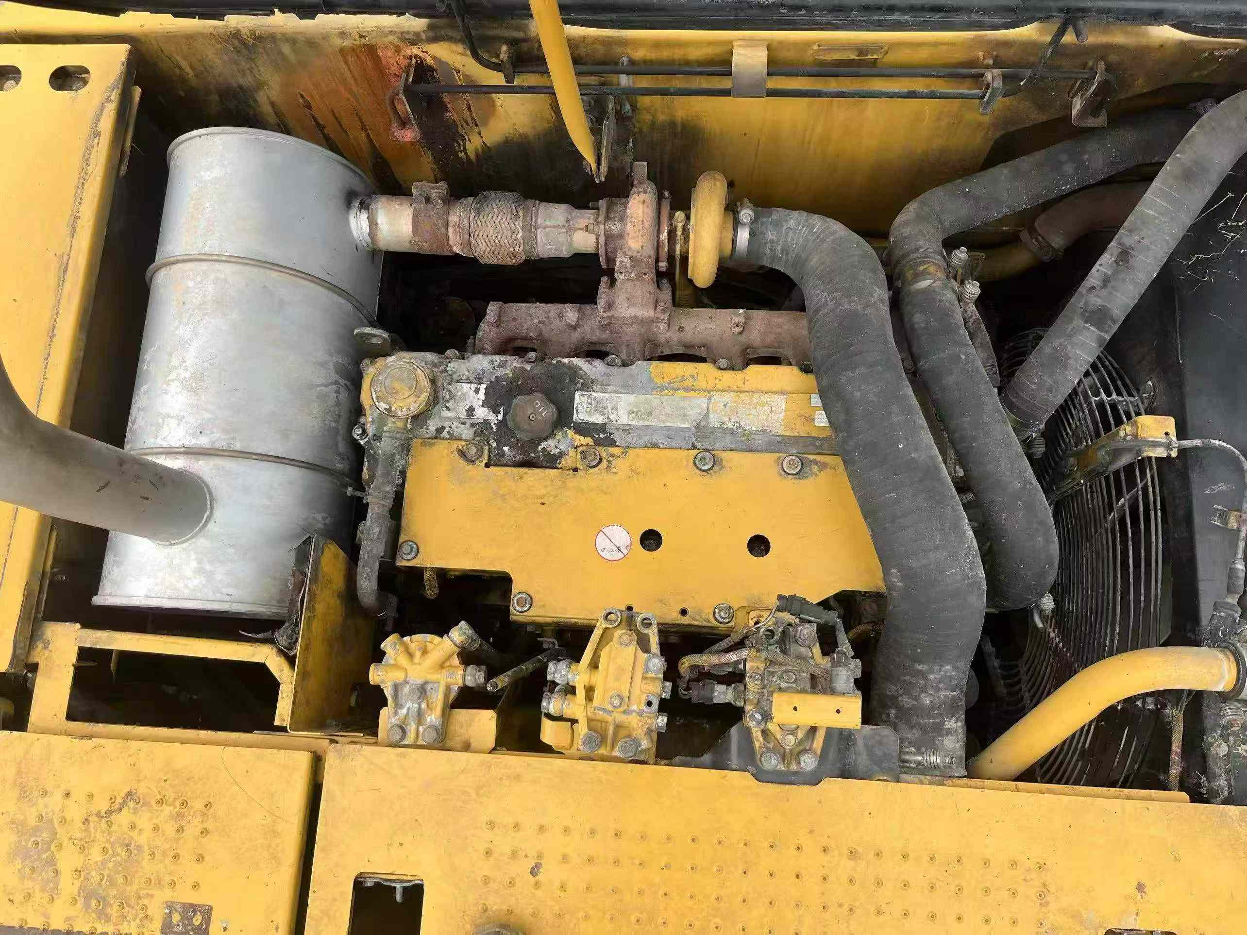 Buy Caterpillar 320D Used Excavator / 6