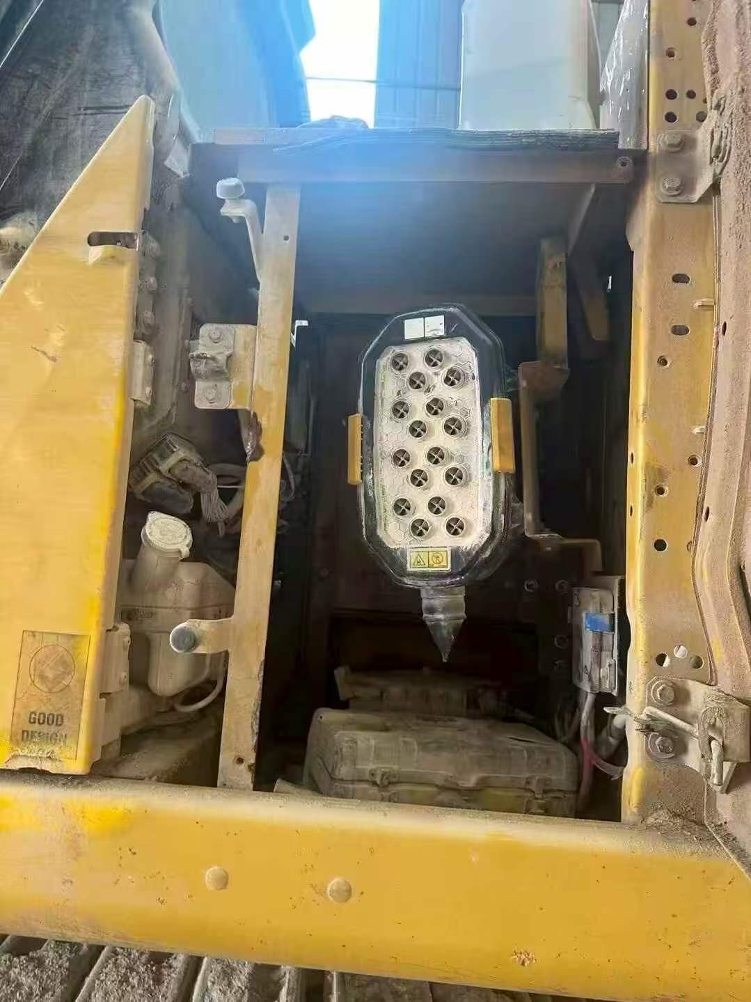 Buy Caterpillar 323 Used Excavator / 5