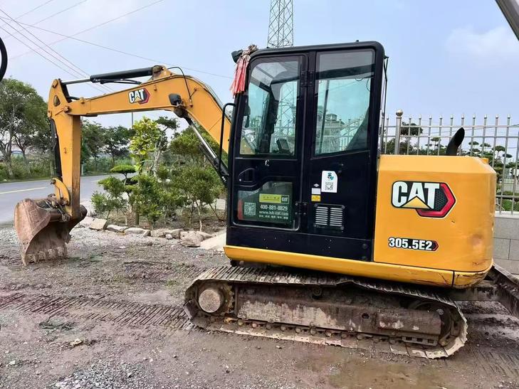 Buy Caterpillar 305.5 Used Excavator / 1